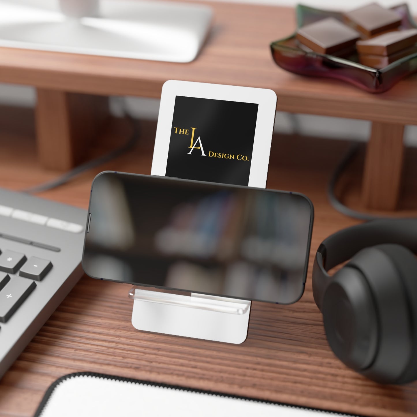 The LA Design Co Mobile Display Stand for Smartphones LADC25 - 0006